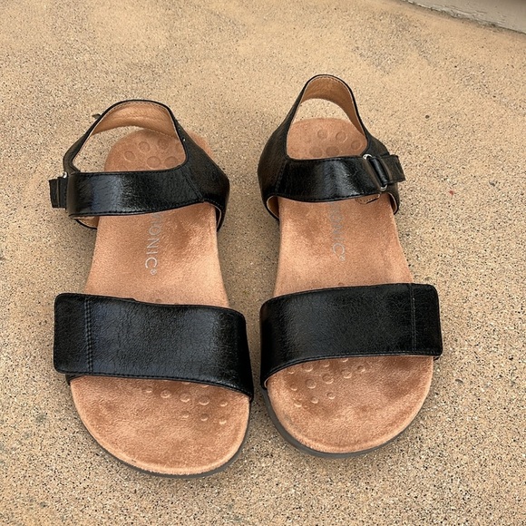 Vionic Marsala Metallic Adjustable Black Sandals Sz 7.5 WIDE Podiatrist Designed - Picture 2 of 11